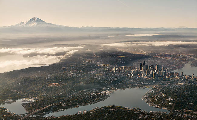 Vista mistica della città di Seattle ripresa dall'alto